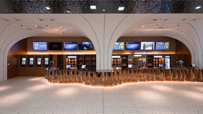 Nội thất rạp chiếu phim hiện đại, một tiện ích giải trí quan trọng của Hausman FLC phục vụ cư dân. Xem thêm các tiện ích tại kygoibatdongsan.