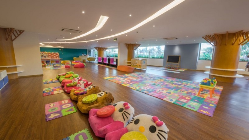 Tiện ích khu vui chơi trẻ em trong nhà chung cư Hausman Đại Mỗ - Sàn gỗ, khu vực rộng rãi, nhiều đồ chơi giáo dục - Hotline: 0838919648