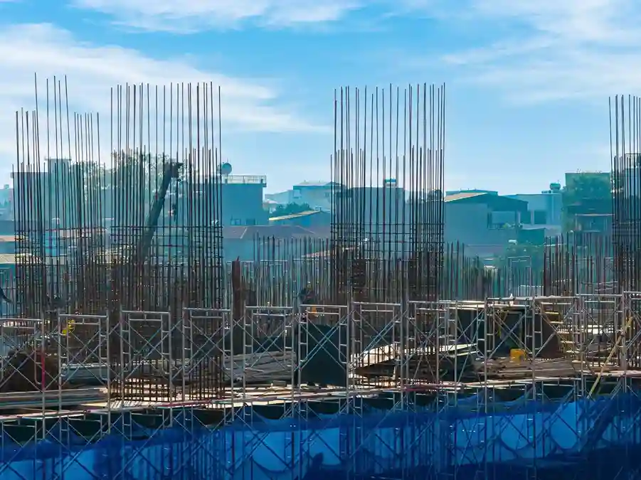 Không khí làm việc khẩn trương của công nhân tại tòa SM3 Seren Greenera Southmark - Tel: 0838.919.648