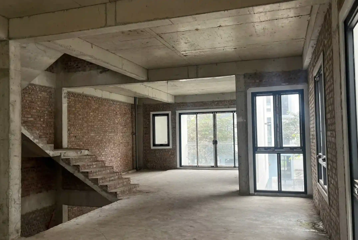 Tầm nhìn từ ban công tầng 2 biệt thự An Quý lô F10